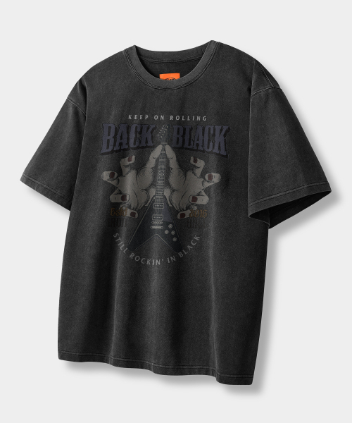 セール】VLAD ヴィンテージブラックセミクロップTシャツ_ピグメント