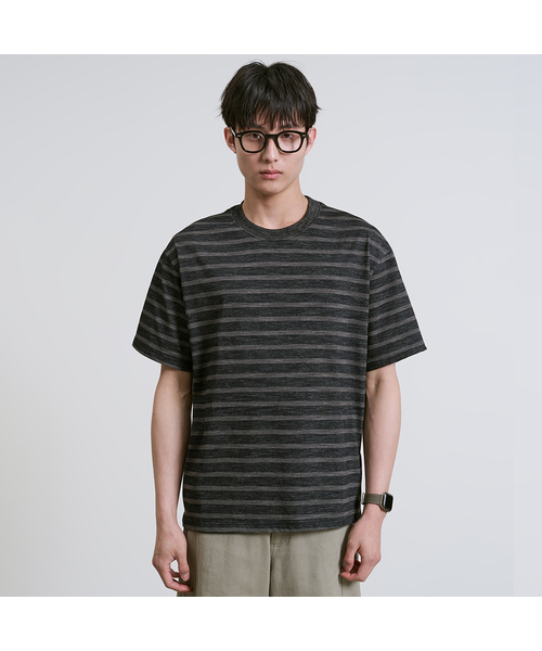 OWSA(オウサ)の「ストライプラウンド半袖Tシャツ3色(Tシャツ/カットソー・メンズ・タン/グレー/ブラック・FREE)」の1枚目の写真