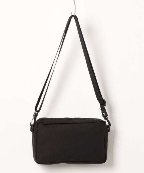 Manhattan Portage（マンハッタンポーテージ）の「Manhattan Portage/マンハッタンポーテージ ショルダーバック "ちいかわ" JOGGER(L)JPN VER2 CKW26 MP1404L2CKW26（ショルダーバッグ・メンズ・ブラック・FREE）」の12枚目の写真