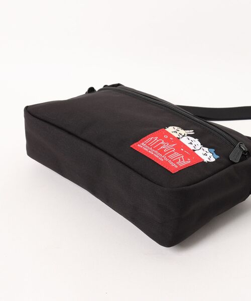 Manhattan Portage（マンハッタンポーテージ）の「Manhattan Portage/マンハッタンポーテージ ショルダーバック "ちいかわ" JOGGER(L)JPN VER2 CKW26 MP1404L2CKW26（ショルダーバッグ・メンズ・ブラック・FREE）」の13枚目の写真