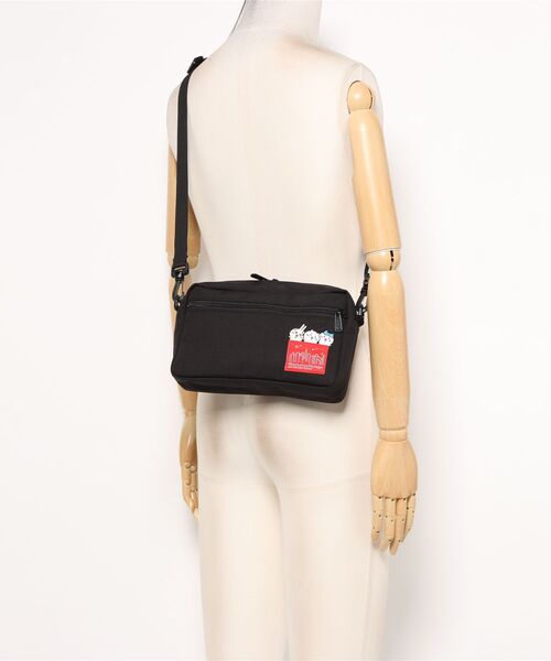 Manhattan Portage（マンハッタンポーテージ）の「Manhattan Portage/マンハッタンポーテージ ショルダーバック "ちいかわ" JOGGER(L)JPN VER2 CKW26 MP1404L2CKW26（ショルダーバッグ・メンズ・ブラック・FREE）」の15枚目の写真