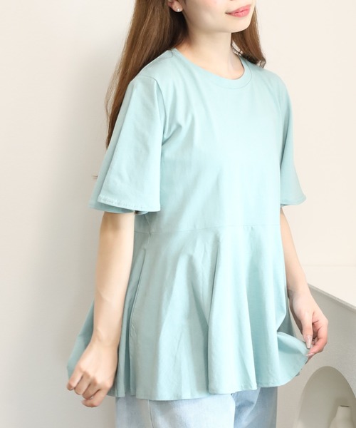 FUNALIVE(ファンアライブ)の「フレアヘムショートスリーブトップス(Tシャツ/カットソー・レディース・ミント/ブラック/オフホワイト/チャコールグレー/グレイッシュベージュ・LL~3L/M~L)」の14枚目の写真