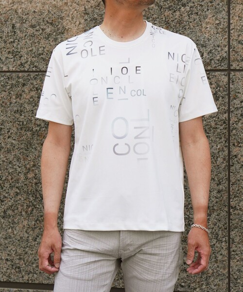 NICOLE selection(ニコルセレクション)の「総柄ロゴプリントクルーネックTシャツ(Tシャツ/カットソー・メンズ・ネイビー/ブラック/ホワイト/ボルドー・M/L/XL)」の2枚目の写真