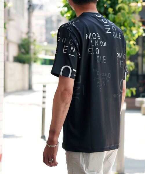 NICOLE selection(ニコルセレクション)の「総柄ロゴプリントクルーネックTシャツ(Tシャツ/カットソー・メンズ・ネイビー/ブラック/ホワイト/ボルドー・M/L/XL)」の16枚目の写真