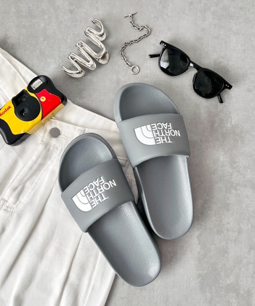 THE NORTH FACE（ザノースフェイス）の「THE NORTH FACE(ザ・ノースフェイス)/オープントゥスライドサンダル/BASIC SLIDE（サンダル・レディース・チャコールグレー/ベージュ/ホワイト/ブラック・26.0cm/23.0cm/24.0cm/25.0cm/28.0cm/27.0cm）」の22枚目の写真