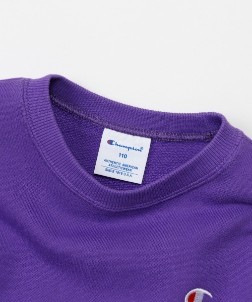 Champion(チャンピオン)の「Champion/チャンピオン CREW NECK SWEATSHIRT(スウェット・キッズ・ネイビー/ブラック/パープル/グレー/ライム/オートミール・150cm/140cm/160cm/130cm/120cm)」の21枚目の写真