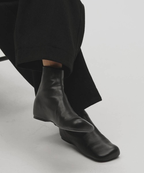 TODAYFUL（トゥデイフル）の「【TODAYFUL/トゥデイフル】Square Leather Flat Boots/スクエアレザーフラットブーツ（ブーツ・レディース・ブラック・37/38/36）」の15枚目の写真