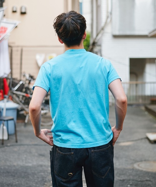 CONZ（コンズ）の「Hand Paint S/S T-SH  HANS（Tシャツ/カットソー・メンズ・ブルー/ホワイト・2/3）」の3枚目の写真