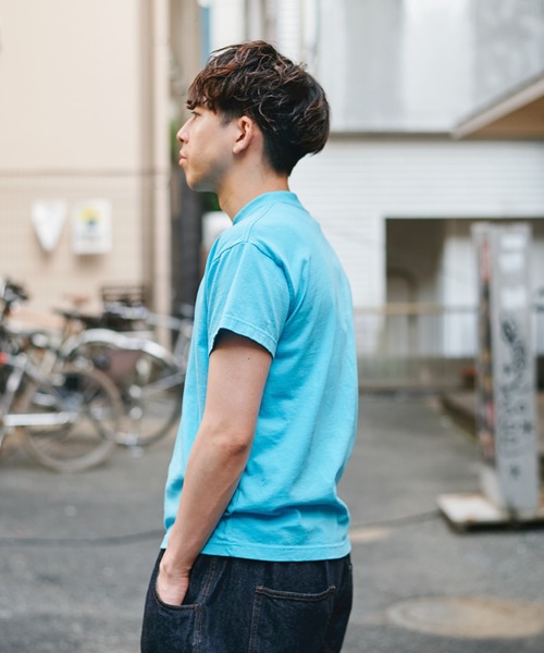 CONZ（コンズ）の「Hand Paint S/S T-SH  HANS（Tシャツ/カットソー・メンズ・ブルー/ホワイト・2/3）」の4枚目の写真