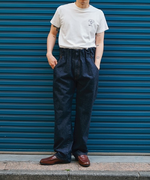CONZ（コンズ）の「Hand Paint S/S T-SH  HANS（Tシャツ/カットソー・メンズ・ブルー/ホワイト・2/3）」の5枚目の写真