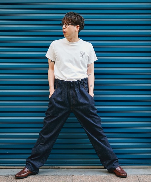 CONZ（コンズ）の「Hand Paint S/S T-SH  HANS（Tシャツ/カットソー・メンズ・ブルー/ホワイト・2/3）」の6枚目の写真