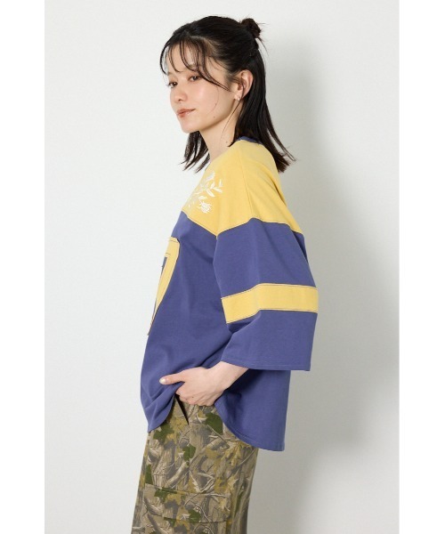 RODEO CROWNS WIDE BOWL(ロデオクラウンズワイドボウル)の「エンブロイダリーユニフォームTシャツ(Tシャツ/カットソー・レディース・ネイビー系1/オフホワイト/ブラック・FREE)」の5枚目の写真