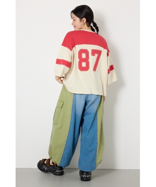 RODEO CROWNS WIDE BOWL(ロデオクラウンズワイドボウル)の「エンブロイダリーユニフォームTシャツ(Tシャツ/カットソー・レディース・ネイビー系1/オフホワイト/ブラック・FREE)」の18枚目の写真