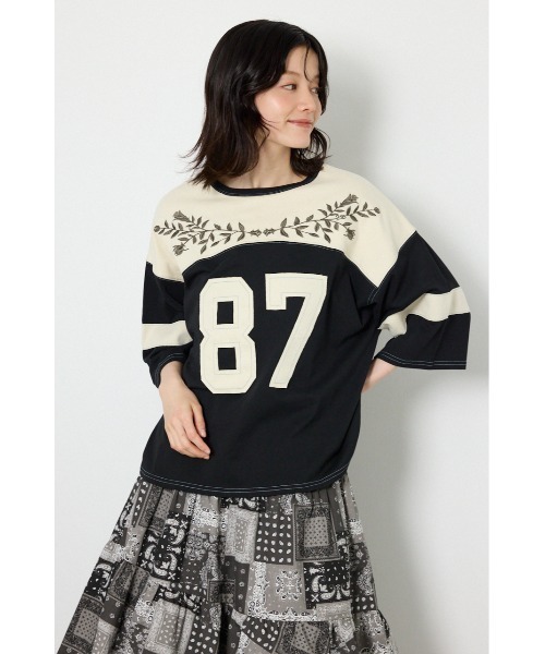 RODEO CROWNS WIDE BOWL(ロデオクラウンズワイドボウル)の「エンブロイダリーユニフォームTシャツ(Tシャツ/カットソー・レディース・ネイビー系1/オフホワイト/ブラック・FREE)」の9枚目の写真