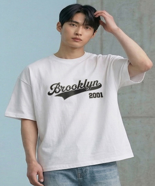 CRISCELO(クリスチェロ)の「(共用) ブルックリンTシャツ - (ホワイト20番手オーバーサイズ)(Tシャツ/カットソー・レディース・その他・MEDIUM/LARGE)」の1枚目の写真