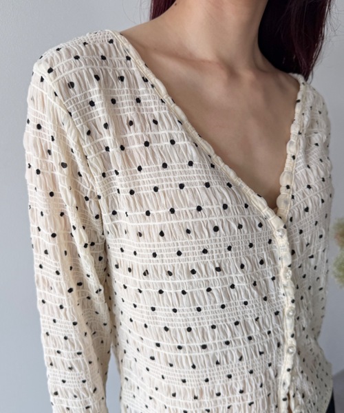 flaeu(フラユ)の「Dot Shirring Cardigan(Tシャツ/カットソー・レディース・アイボリー/ブラック・FREE)」の7枚目の写真