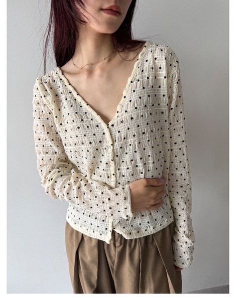 flaeu(フラユ)の「Dot Shirring Cardigan(Tシャツ/カットソー・レディース・アイボリー/ブラック・FREE)」の9枚目の写真