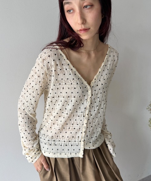 flaeu(フラユ)の「Dot Shirring Cardigan(Tシャツ/カットソー・レディース・アイボリー/ブラック・FREE)」の10枚目の写真