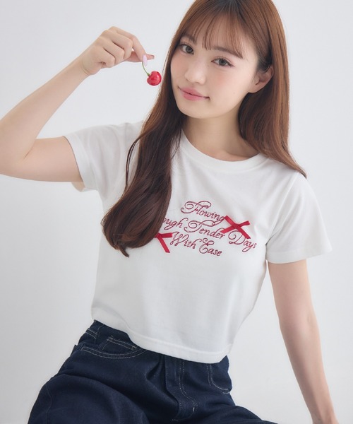 ems excite(エムズエキサイト)の「リボン付ロゴTシャツ(Tシャツ/カットソー・レディース・ピンク/オフホワイト/チャコールグレー・FREE)」の2枚目の写真