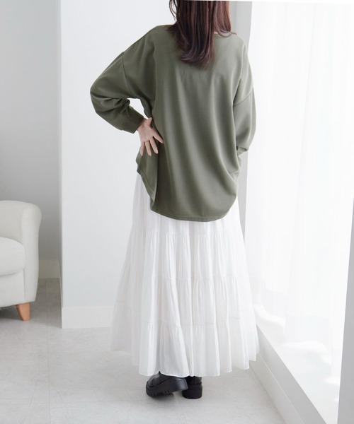 Viola e Viola(ヴィオラエヴィオラ)の「細見えラインリップル素材ジップトップス(Tシャツ/カットソー・レディース・ネイビー/ダークブルー/ブラック/オリーブ/レッド・M/L/LL)」の15枚目の写真