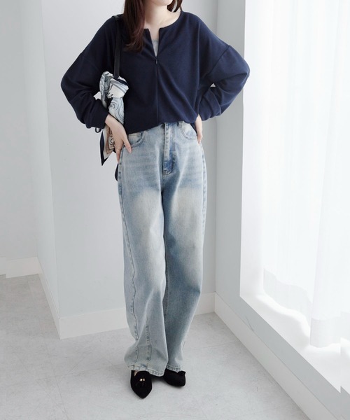 Viola e Viola(ヴィオラエヴィオラ)の「細見えラインリップル素材ジップトップス(Tシャツ/カットソー・レディース・ネイビー/ダークブルー/ブラック/オリーブ/レッド・M/L/LL)」の22枚目の写真