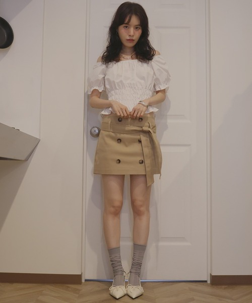 Mili affinity(ミリアフィニティー)の「トレンチミニスカート(スカート・レディース・ベージュ/ブラック・FREE)」の5枚目の写真