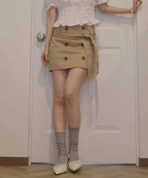 Mili affinity(ミリアフィニティー)の「トレンチミニスカート(スカート・レディース・ベージュ/ブラック・FREE)」の14枚目の写真
