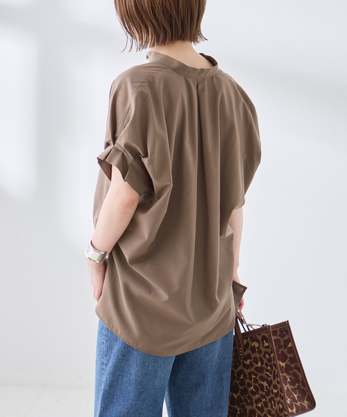 journal standard L'essage(ジャーナルスタンダードレサージュ)の「IPEKERフラワー/無地タックスリーブシャツ(シャツ/ブラウス・レディース・ブラック系その他/アイボリー/ウッド・FREE)」の7枚目の写真