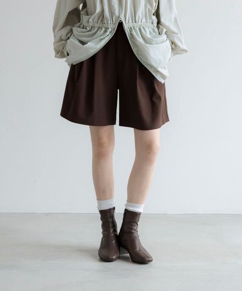 LOWRYS FARM(ローリーズファーム)の「TRショートパンツ 778717(その他パンツ・レディース・ブラウン/ブラック/グレー/グレー系その他・SHORT/LONG)」の4枚目の写真