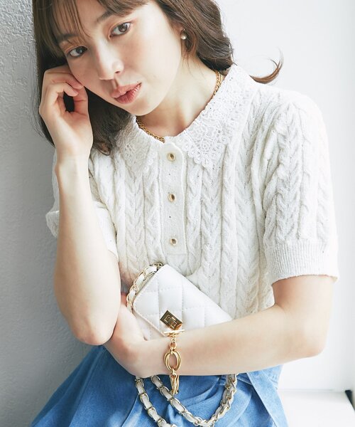 La boutique BonBon(ラブティックボンボン)の「【きれいめにもカジュアルにも】ブークレスパンコールケーブル半袖ニット(ニット/セーター・レディース・ネイビー/オフホワイト・FREE)」の2枚目の写真