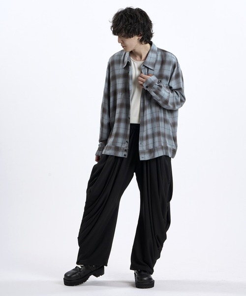 NO ID.(ノーアイディ)の「【NO ID.】Ombre Check Western BIG Shirt / オンブレー チェック ウエスタン ビッグ シャツ(シャツ/ブラウス・メンズ・イエロー/ブルーグレー/ブラック・ONE SIZE)」の9枚目の写真