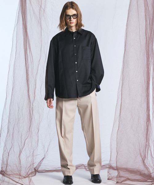 MAISON SPECIAL(メゾンスペシャル)の「《UNISEX》【Ermenegildo Zegna Fabric】Prime-Over Regular Collar Shirt/【エルメネジルド・ゼニア ファブリック】プライムオーバーレギュラーカラーシャツ【MAISON SPECIAL/メゾンスペシャル】■セットアップ対応■(シャツ/ブラウス・メンズ・ブラック・1/2/0)」の2枚目の写真