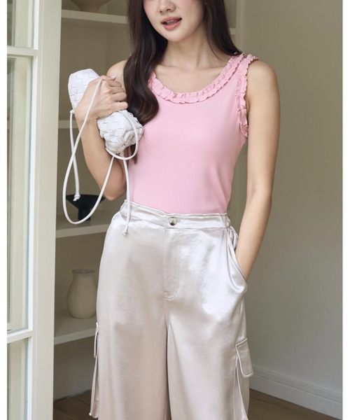 BIRTHDAY BASH(バースデイバッシュ)の「SATIN CARGO WIDE PANTS(サテンカーゴワイドパンツ)(カーゴパンツ・レディース・ベージュ/サックスブルー・S/M)」の13枚目の写真