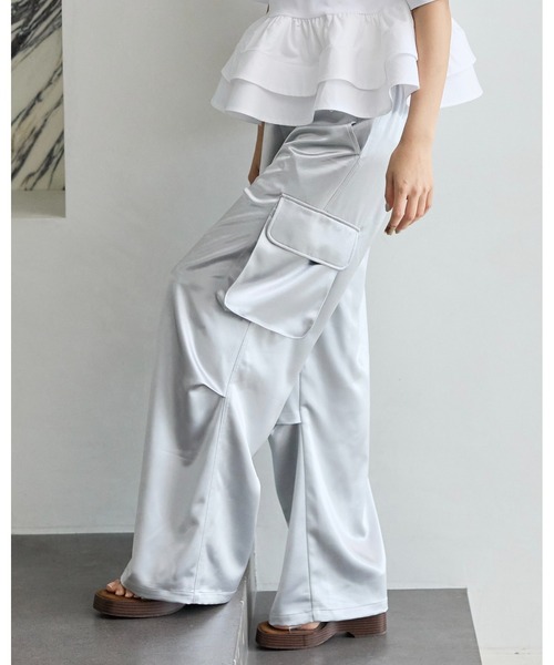 BIRTHDAY BASH(バースデイバッシュ)の「SATIN CARGO WIDE PANTS(サテンカーゴワイドパンツ)(カーゴパンツ・レディース・ベージュ/サックスブルー・S/M)」の21枚目の写真