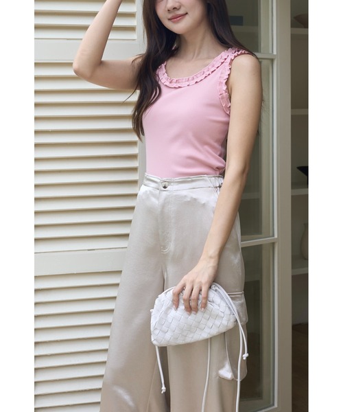 BIRTHDAY BASH(バースデイバッシュ)の「SATIN CARGO WIDE PANTS(サテンカーゴワイドパンツ)(カーゴパンツ・レディース・ベージュ/サックスブルー・S/M)」の9枚目の写真