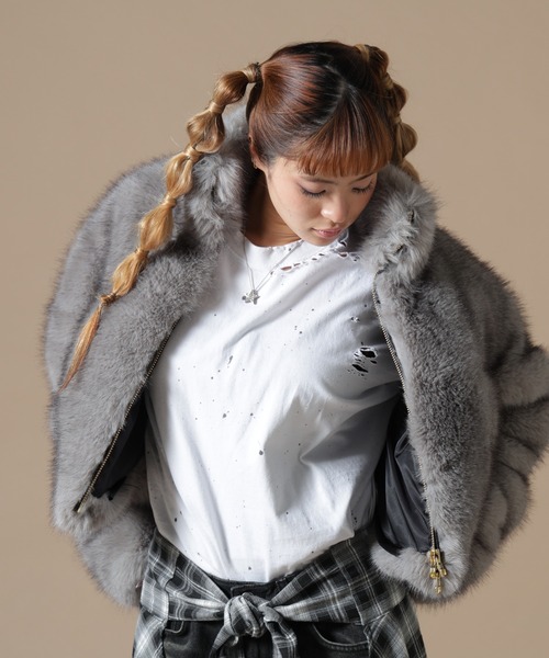 DANKE SCHON(ダンケシェーン)の「DankeSchon/ダンケシェーン/WOMEN ECO FUR STAND BLOUSON(ブルゾン・レディース・ブラウン/グレー・F)」の3枚目の写真