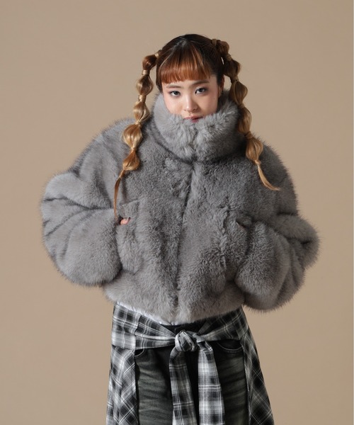 DANKE SCHON(ダンケシェーン)の「DankeSchon/ダンケシェーン/WOMEN ECO FUR STAND BLOUSON(ブルゾン・レディース・ブラウン/グレー・F)」の9枚目の写真