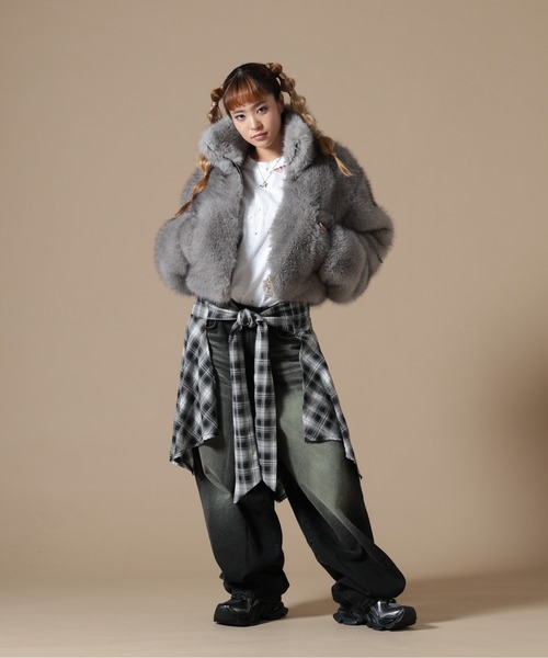 DANKE SCHON(ダンケシェーン)の「DankeSchon/ダンケシェーン/WOMEN ECO FUR STAND BLOUSON(ブルゾン・レディース・ブラウン/グレー・F)」の14枚目の写真