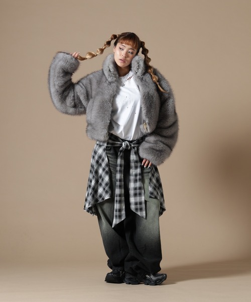 DANKE SCHON(ダンケシェーン)の「DankeSchon/ダンケシェーン/WOMEN ECO FUR STAND BLOUSON(ブルゾン・レディース・ブラウン/グレー・F)」の18枚目の写真