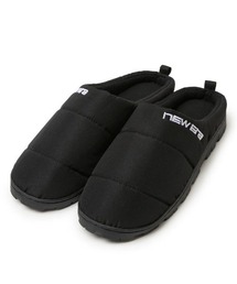 NEW ERA（ニューエラ）の「【NEW ERA】ROOM SHOES BRAND NAME LOGO BLK WHI（キャップ）」