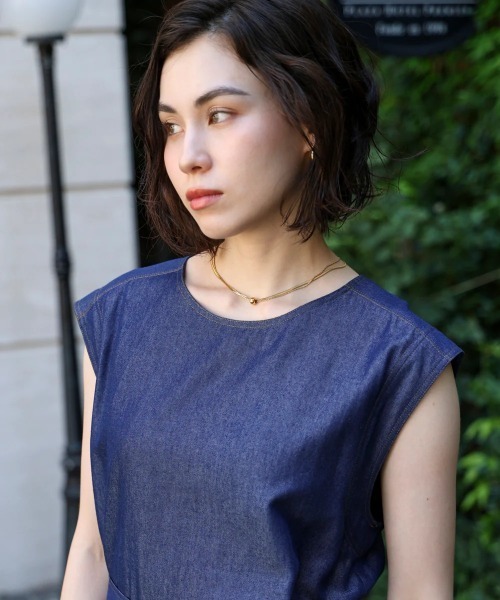 Bou Jeloud(ブージュルード)の「デニムプリーツ配色ワンピース(ワンピース・レディース・インディゴブルー・MEDIUM)」の16枚目の写真