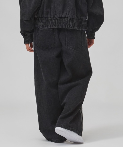 adidas(アディダス)の「アディダス adidas スタジアム ウォッシュ デニム ルーズフィット パンツ(デニムパンツ・レディース・ダークブルー/ブラック/ブルー・S/L/M/XL)」の13枚目の写真