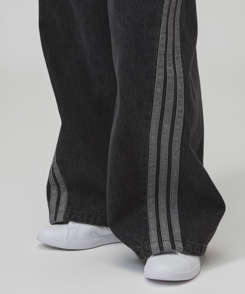 adidas(アディダス)の「アディダス adidas スタジアム ウォッシュ デニム ルーズフィット パンツ(デニムパンツ・レディース・ダークブルー/ブラック/ブルー・S/L/M/XL)」の21枚目の写真