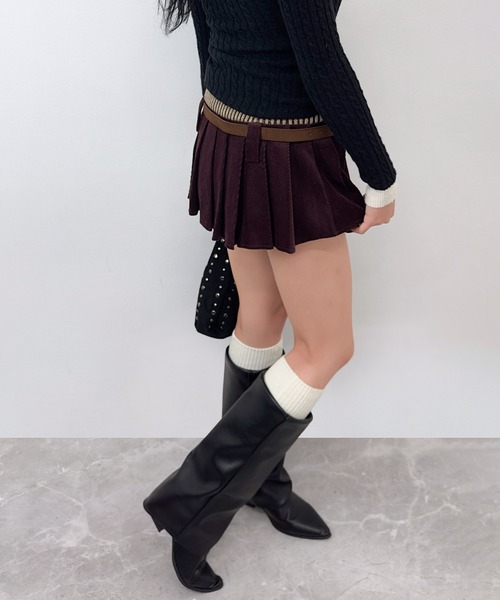 FOLLOWIN（フォロウィン）の「ベルト付きコーデュロイ切替プリーツミニスカート（スカート・レディース・ブラック/ブラウン/バーガンディー・SMALL/MEDIUM/LARGE）」の20枚目の写真