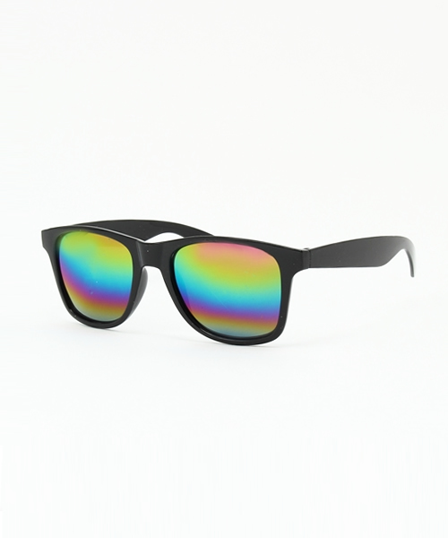 WEGO(ウィゴー)の「WEGO/カラフルTOYミラーサングラス(サングラス・レディース・サックスブルー/イエロー系その他/グリーン/レッド/ピンク/ターコイズブルー/ブルー/パープル/イエロー/ライトパープル/オレンジ系その他/ホワイト/ブラック/ライトピンク・FREE)」の3枚目の写真