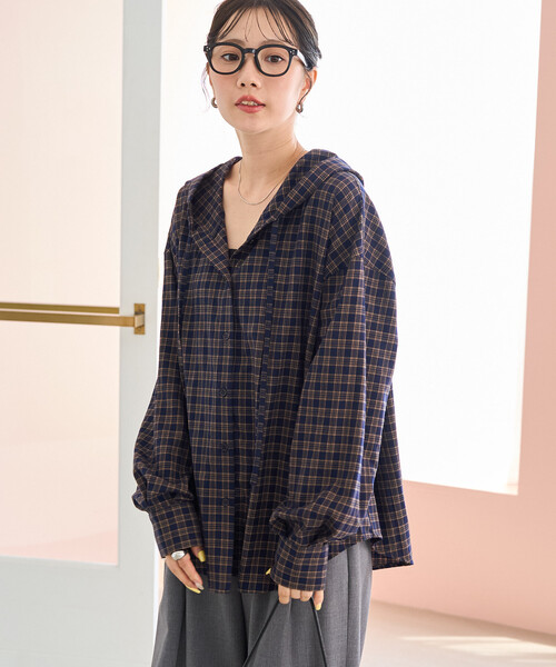 FREAK'S STORE(フリークスストア)の「限定展開 TR チェック フード ボタン オーバー シャツ プルオーバー(シャツ/ブラウス・レディース・ネイビー/サックスブルー/ブラウン・フリ-)」の1枚目の写真