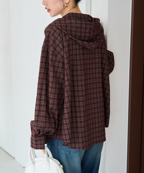 FREAK'S STORE(フリークスストア)の「限定展開 TR チェック フード ボタン オーバー シャツ プルオーバー(シャツ/ブラウス・レディース・ネイビー/サックスブルー/ブラウン・フリ-)」の6枚目の写真
