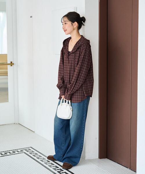 FREAK'S STORE(フリークスストア)の「限定展開 TR チェック フード ボタン オーバー シャツ プルオーバー(シャツ/ブラウス・レディース・ネイビー/サックスブルー/ブラウン・フリ-)」の11枚目の写真