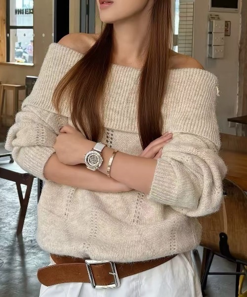 Vipoa（ヴィポア）の「loose off shoulder knit（ニット/セーター・レディース・アイボリー/グレー・FREE）」の11枚目の写真