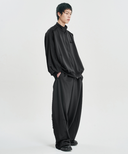 AJOBYAJO（アジョバイアジョ）の「Multi Lace Trim One Tuck Track Pants [BLACK]（スウェットパンツ・レディース・その他・MEDIUM/LARGE/X-LARGE）」の10枚目の写真